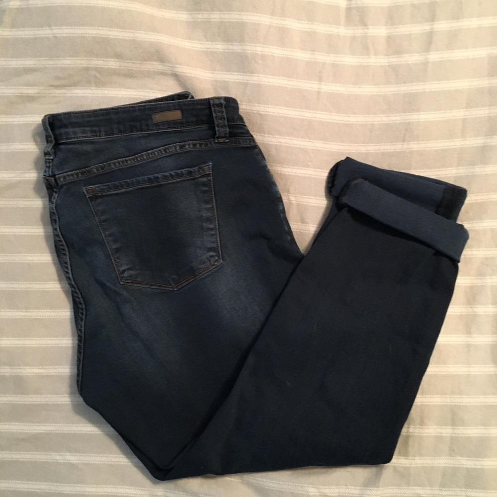 Boyfriend kut from the kloth dark rinse